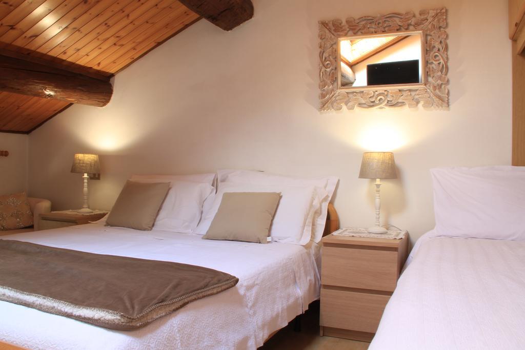 Hotel Aurora Vallarsa Quarto foto